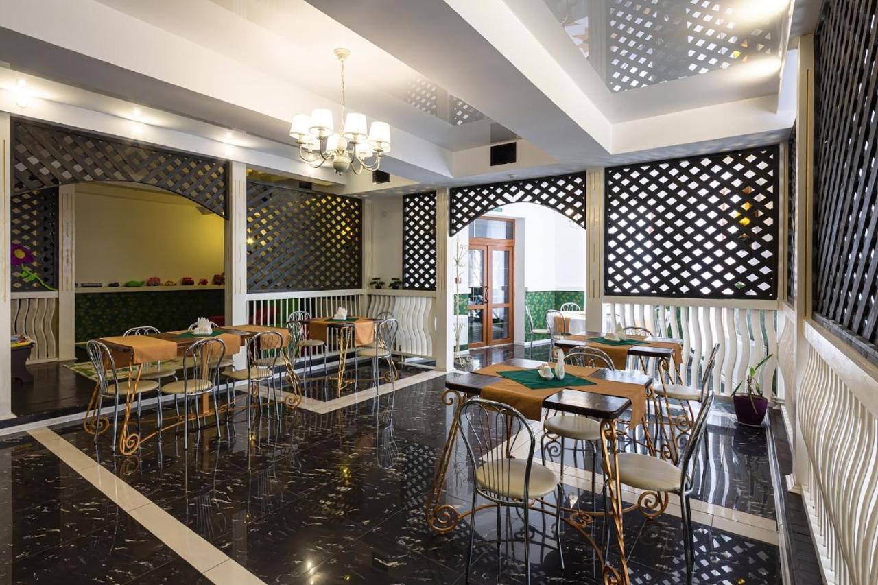 Panska Rovin Hotel Mohnate ภายนอก รูปภาพ