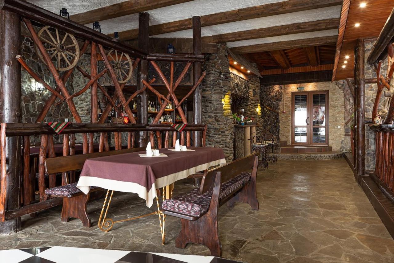 Panska Rovin Hotel Mohnate ภายนอก รูปภาพ